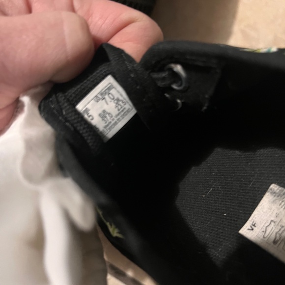 Butterfly platform vans - Picture 5 of 6